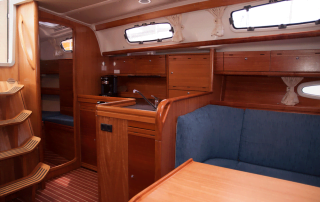 Bavaria 38 Salon