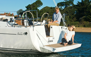 Hanse 345 komfortable Badeplattform